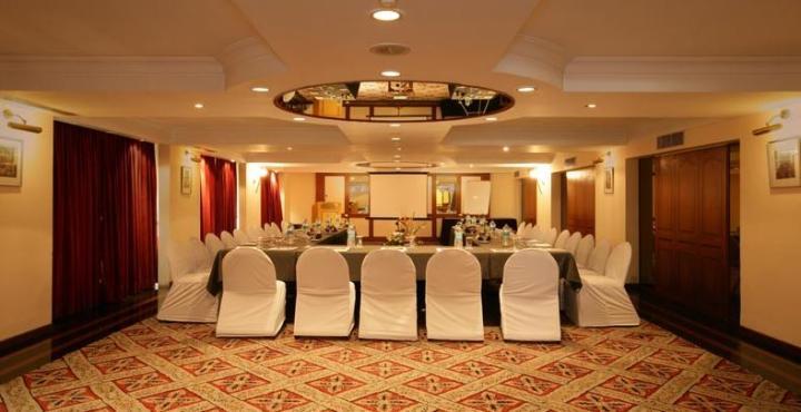 Sun-N-Sand Pune Exterior photo