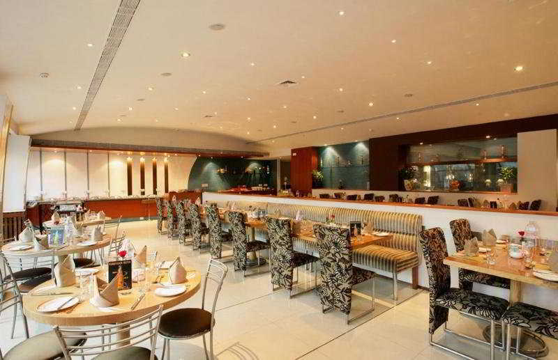 Sun-N-Sand Pune Exterior photo